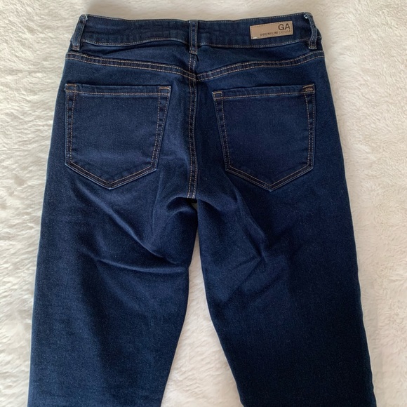 Dark Wash Garage Jeans - Picture 3 of 4